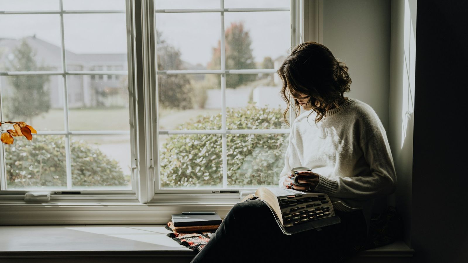 Quiet moment of focus in a cozy nook